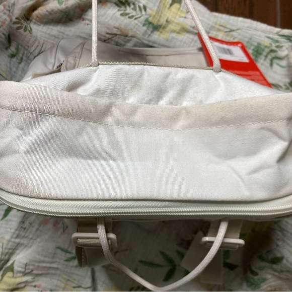 Nike Tanjun Cream Backpack main image 6